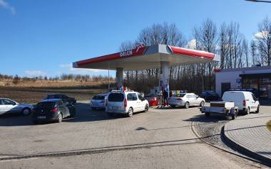 Stacja paliw w Skarszewach 