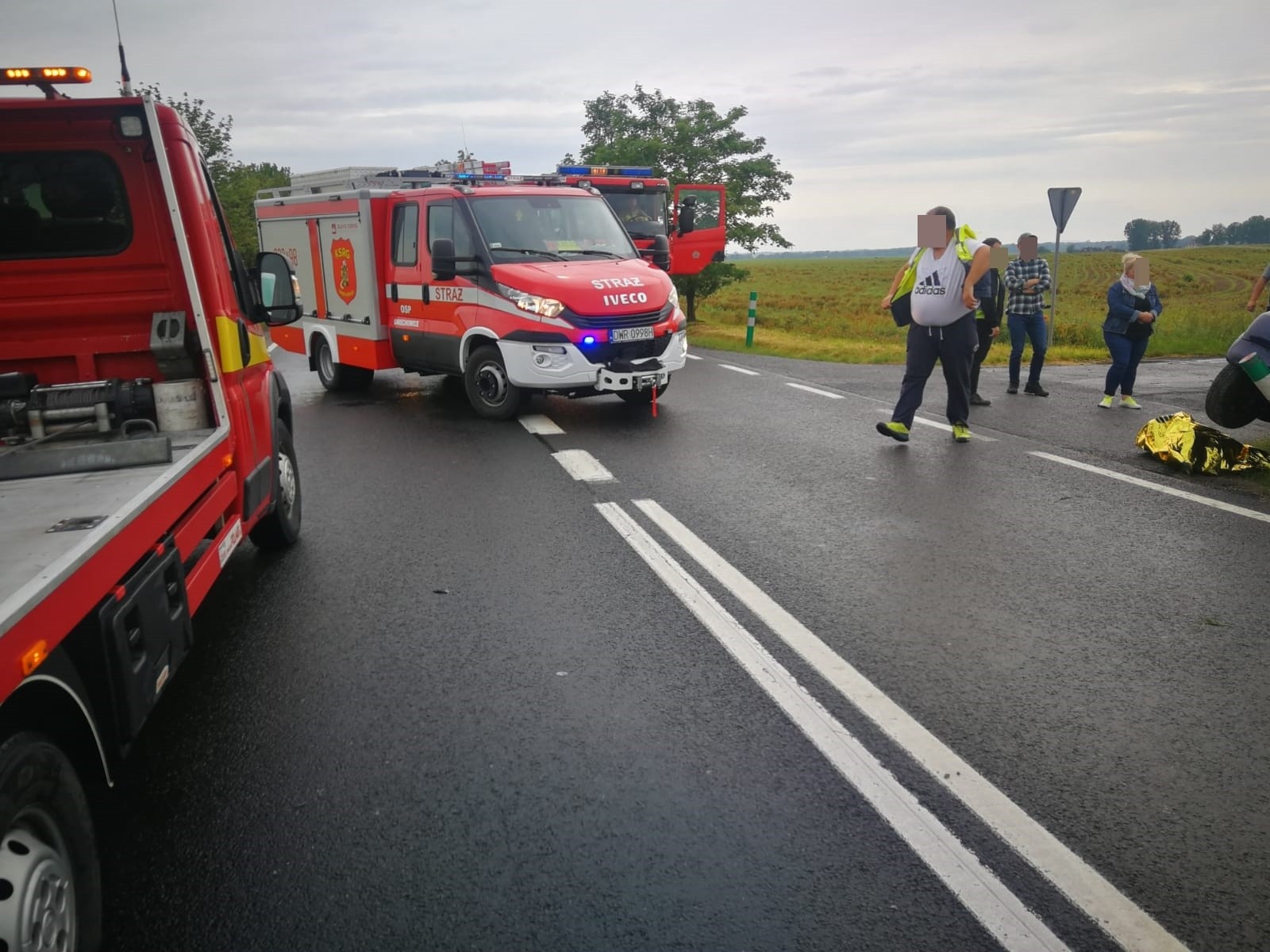 Poważny wypadek na drodze z Wrocławia do Świdnicy. Toyota