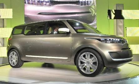 Minivan koreańskiego producenta kia KV7 to przykład będą wyglądać takie auta w przyszłości.