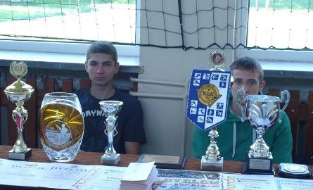 Czołowi szkolni sportowcy: Piotr Nowek i Kamil Stępień opowiadali o szkolnych sukcesach sportowych