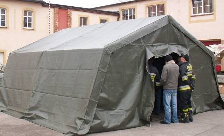 W nowych namiotach schronienie znajdą ewakuowane osoby