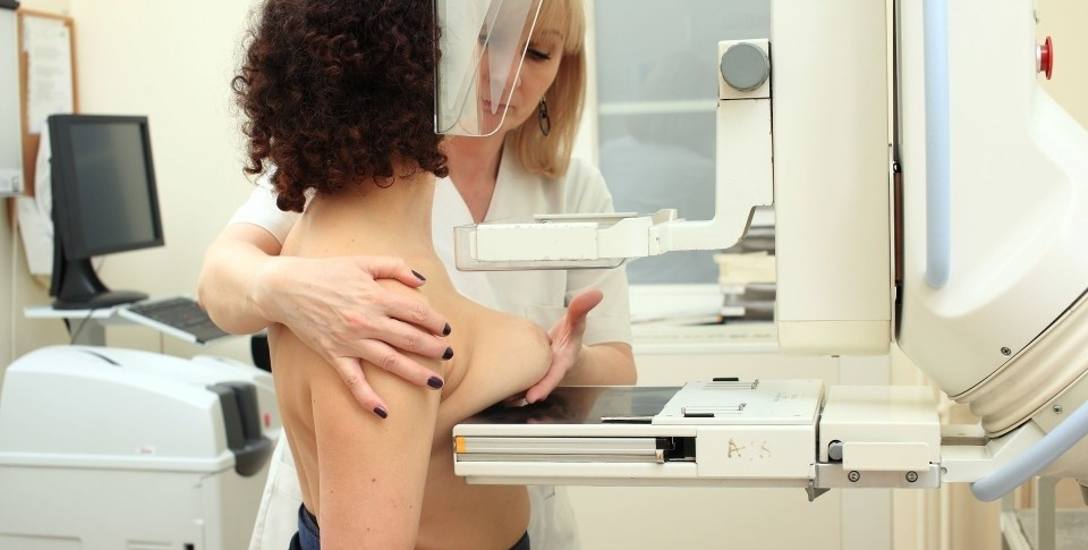 Czy kobieta 70+ może wykonać mammografię nieodpłatnie? 