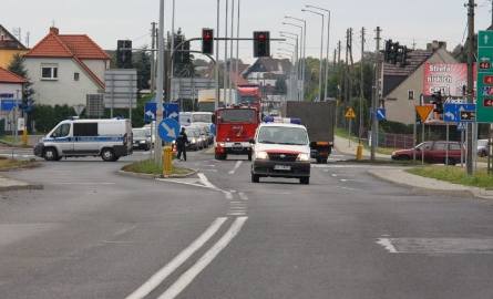 Policja zamknęła DK 45 od skrzyżowania z obwodnicą Opola do Zawady.