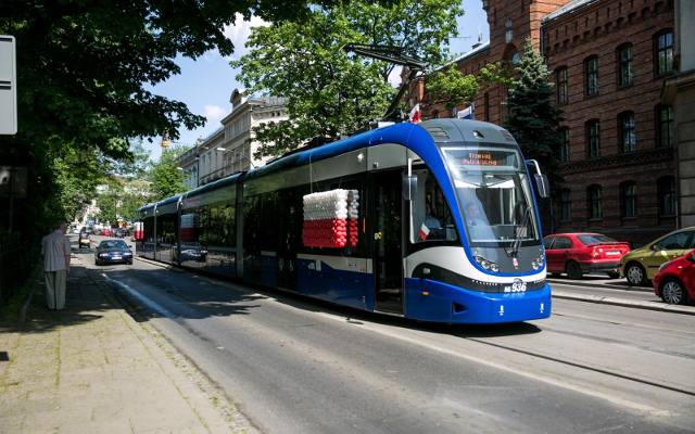 MPK kupi nowe tramwaje za pół miliarda złotych? Jest zapowiedź, ale są też wątpliwości  