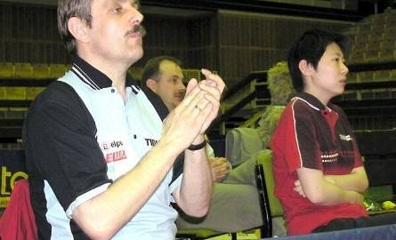 Trener Zbigniew Nęcek wielokrotnie bił brawo swoim podopiecznym.