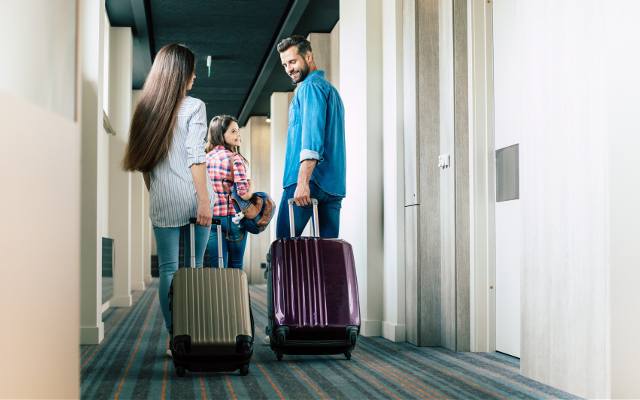 Czym możesz się zarazić w hotelu? Te choroby to niechciane "pamiątki" z urlopu. Na to musisz uważać, aby nie zachorować