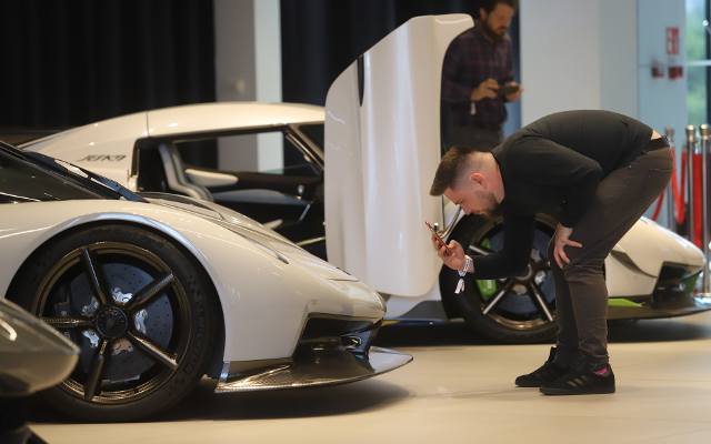 Koenigsegg jest już w Polsce. Dziś w Katowicach odbyła się premia superszybkich i piekielnie drogich samochodów