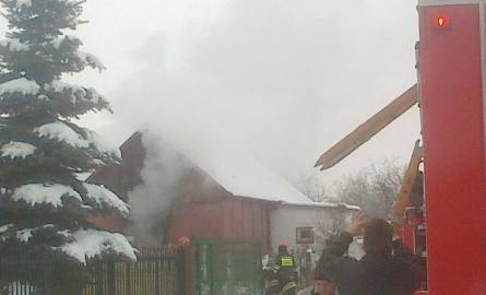 Pożar domu w Radomiu. To było podpalenie? (zdjęcia)