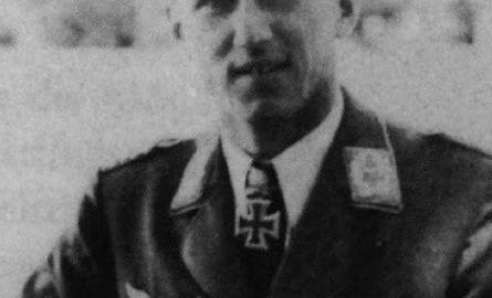 Walter Krupiński pochodził z mieszanej rodziny polsko-niemieckiej. Wcielony do Luftwaffe był jednym z asów niemieckiego lotnictwa podczas II wojny światowej.
