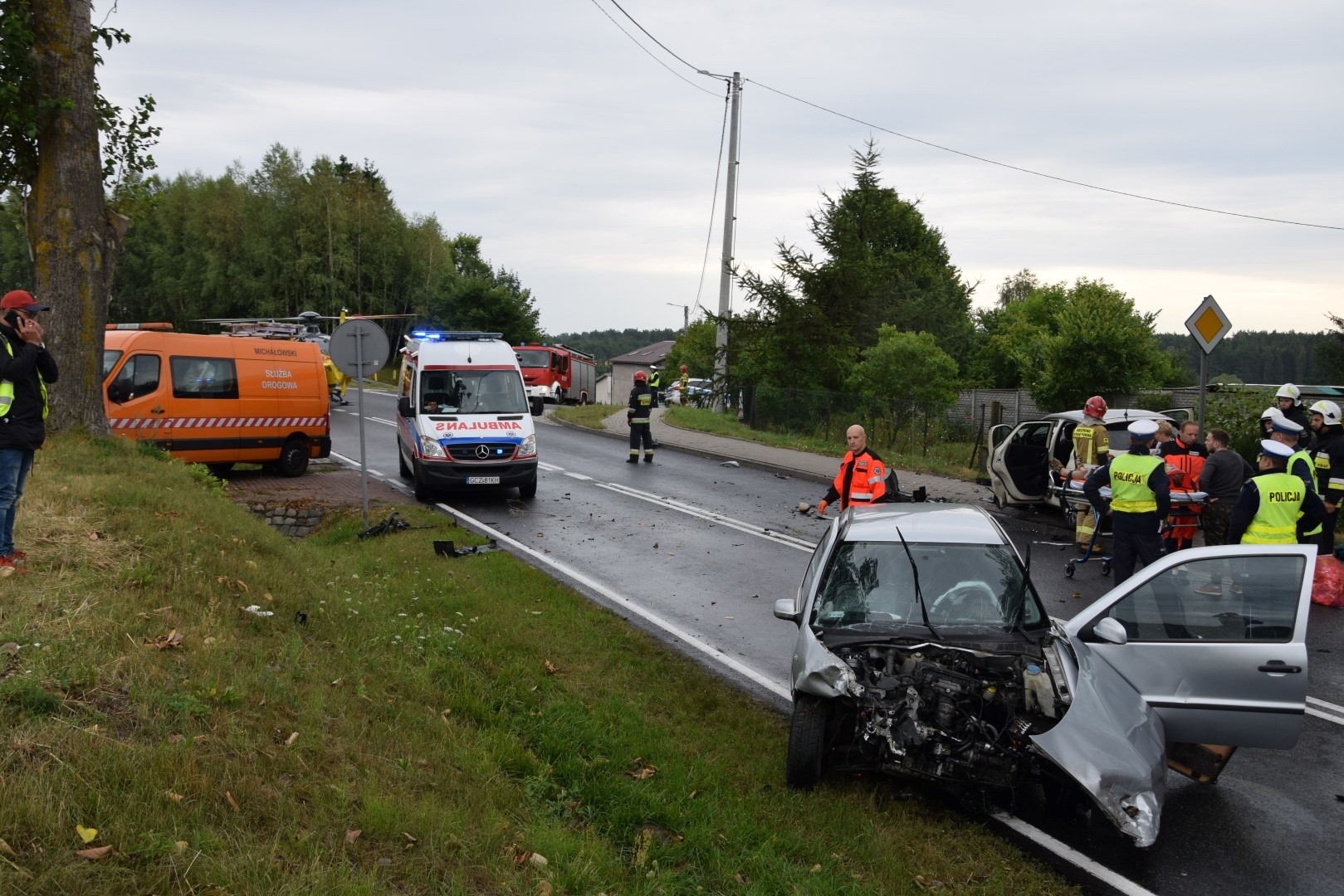 Wypadek w Chrząstowie koło Człuchowa 10.08.2019. Droga nr