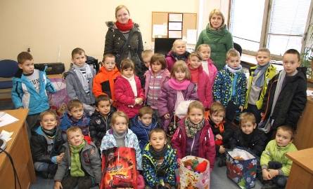 Dzieci z Przedszkola Samorządowego numer 28 w Kielcach wraz z opiekunkami przyniosły zabawki, książki i słodycze.