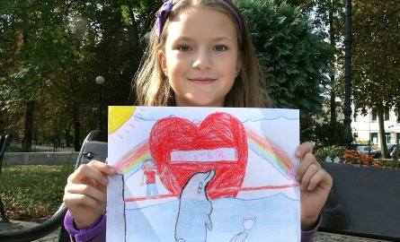 - Słuchając opowieści o delfinie narysowałam wielkie serce z imieniem Winter – mówi Julia Wityk, uczennica trzeciej klasy szkoły podstawowej numer 3