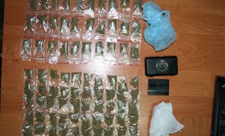 Marihuanę znaleziono w jednym z mieszkań przy ul. Ostrowskiej.