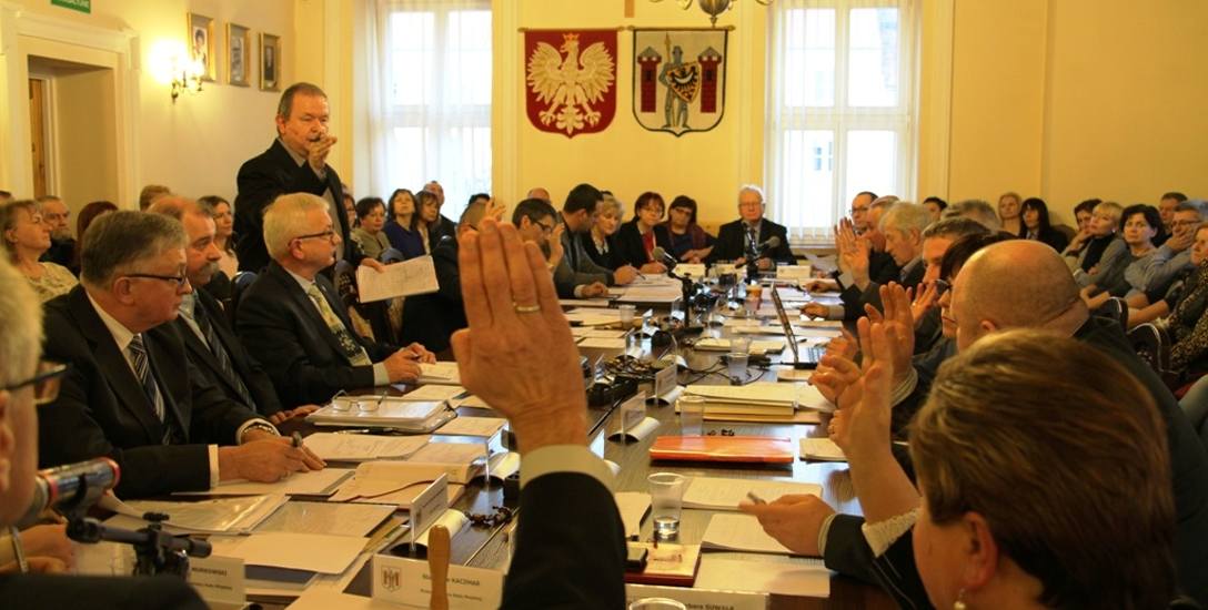 Na najbliższej sesji rady miasta Sulechowa, która odbędzie się 19 kwietnia, radni nie będą już głosowali w sprawie zamknięcia gimnazjum w Pomorsku.