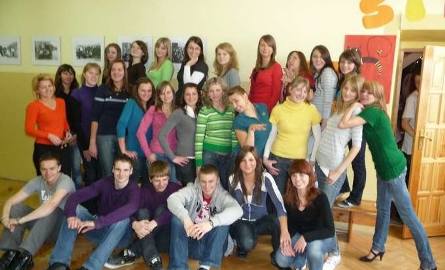 Klasa III B z Liceum Ogólnokształcącego ze Starachowic zajęła drugie miejsce.