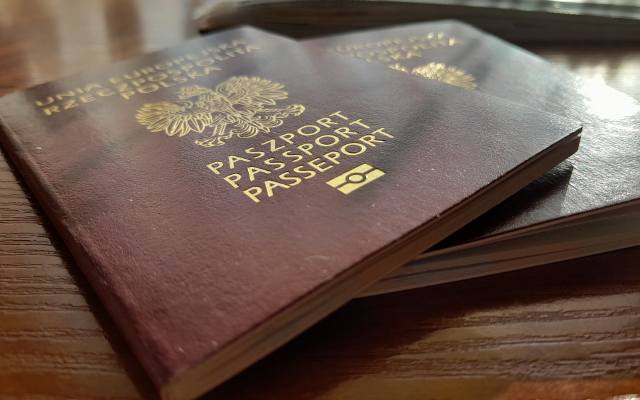 Przerwa w wydawaniu paszportów. Dlaczego urzędy nie przyjmują wniosków? Od kiedy znowu możemy starać się o paszport?