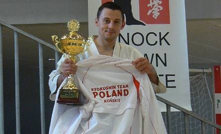 Mateusz Garbacz z najnowszym trofeum przywiezionym z Danii.