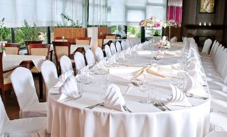 Rodzinna restauracja Flamingo w hotelu Kongresowym w Kielcach to miejsce w sam raz na bardziej kameralną imprezę.