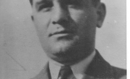 Bronisław Dobrzyński.  We wrześniu 1939 r. internowany na Łotwie, potem jeniec w łagrach rosyjskich. Po ewakuowaniu do Wlk. Brytanii i przeszkoleniu