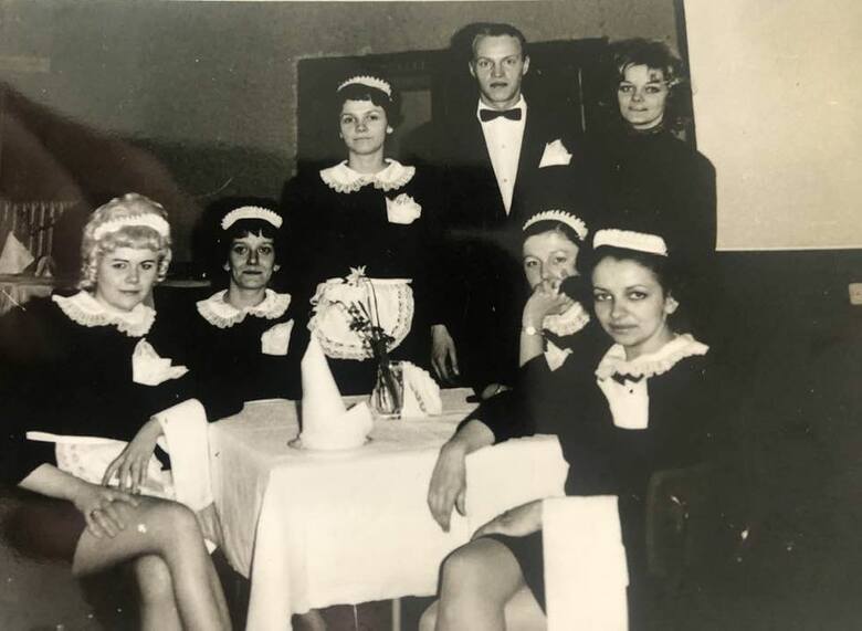Ta restauracja hotelowa była kultowa. Do dzisiaj krążą legendy. Bywały tutaj gwiazdy