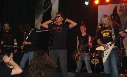 Gwiazdą koncertu "Rock Końca Świata” w Pionkach był zespół Hetman, na czele ze swoim założycielem Jarosławem "Hetmanem” Hertmanowskim