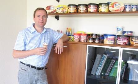 W sumie wytwarzamy blisko 150 rodzajów lodów, mówi Maciej Klęczek, dyrektor fabryki.