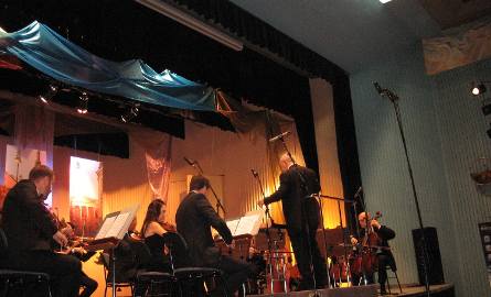 Radomską Orkiestrą Kameralną dyrygował Stanislav Oushev.