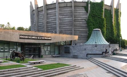Od czerwca 1985 roku panorama eksponowana jest w rotundzie we Wrocławiu