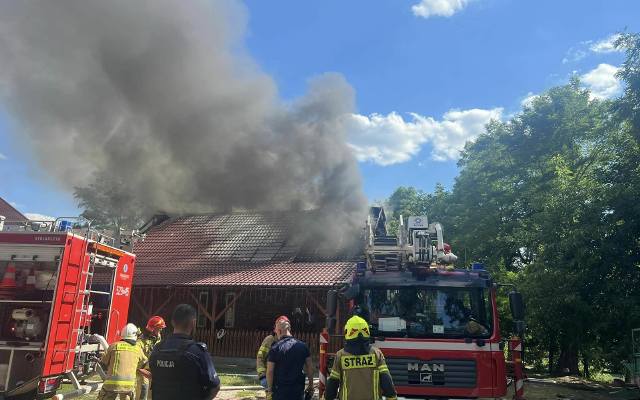 Nadzów. Drugi pożar tego samego domu w ciągu trzech dni!