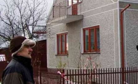 Zniszczenia oceniał powiatowy inspektor nadzoru budowlanego Marian Pędlowski.