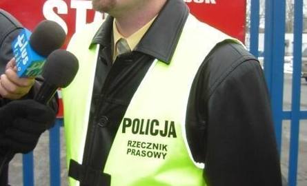 - Będziemy teraz ustalać, kto był odbiorcą nielegalnie przelewanego gazu - mówi Rafał Jeżak, rzecznik prasowy Komendy Miejskiej Policji w Radomiu.