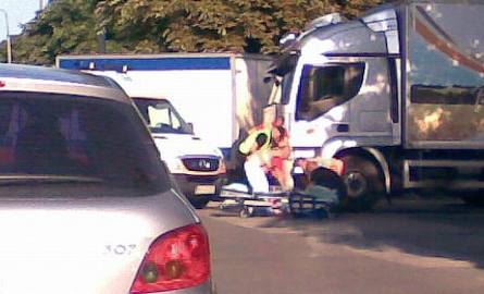 Potrącenie na ulicy Lubelskiej. Kobieta w szpitalu (zdjęcia)