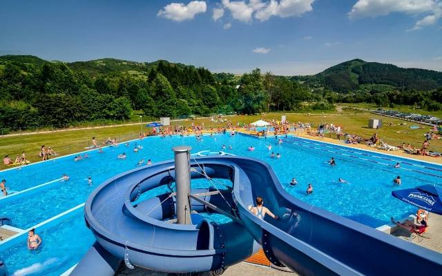 Popularne kąpielisko na Radwanowie w Piwnicznej będzie otwarte w sezonie letnim. Czeka wiele zmian, które ucieszą turystów i gości 