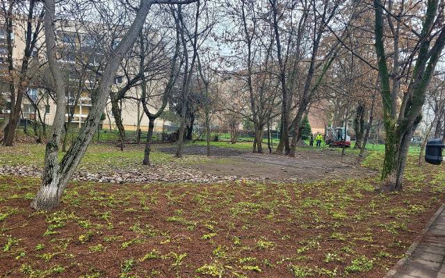 Trwają prace w Parku Młynówka w Krakowie. Powstaje tam Ogród Ciszy i Ptasi Skwer