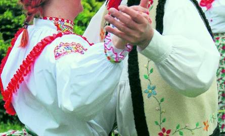 W Lubuskiem działa czternaście zespołów pielęgnujących folklor górali bukowińskich.