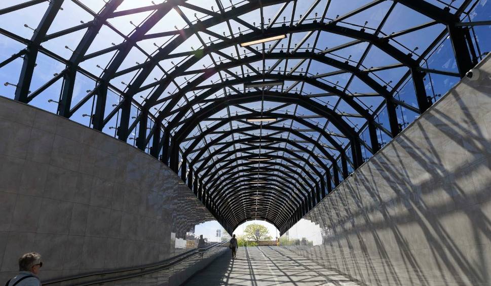 Film do artykułu: Węzeł Intermodalny w Białymstoku. Zakończyła się budowa tunelu miejskiego pod torami PKP. Dla pieszych i rowerzystów 