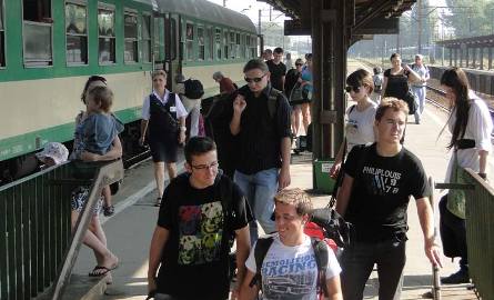 Sporo ludzi przyjechało pociągiem z Lublina.