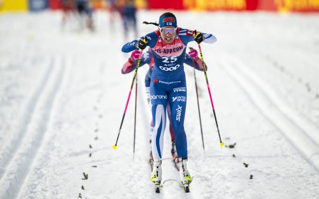 Biegi narciarskie. Finka Niskanen i Norweg Amundsen zwycięzcami biegu na 20 km techniką klasyczną. Liderzy Tour de Ski bez zmian  