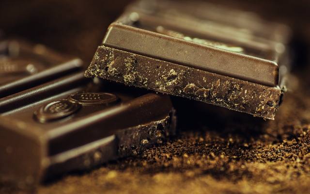 To dzieje się z organizmem po czekoladzie. Mamy listę skutków spożywania czekolady [7.03.24]