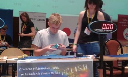 Otwartych Mistrzostwa Polski w układaniu kostki Rubika.