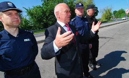 Jerzy Borowski, burmistrz Sandomierza zaprosił policjantów do ponownego przyjazdu do miasta, tym razem w roli...turystów.