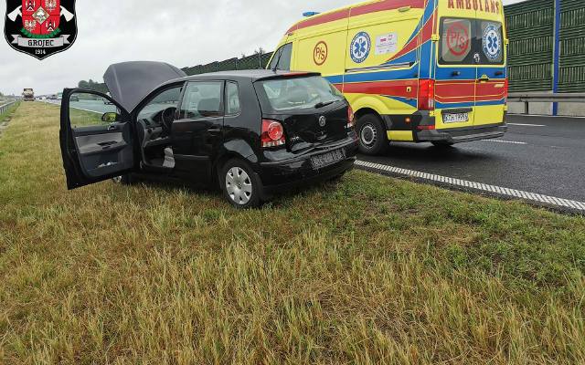 Wypadek na autostradzie A4 w okolicy węzła Rudno. Zderzyły się dwa samochody. Jedna osoba ranna 