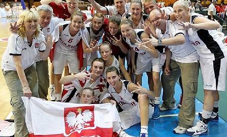 Cała reprezentacja Polski kobiet U-20 w komplecie.