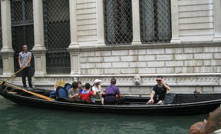 Na przejazd gondolą kanalami Wenecji można było tylko popatrzeć...