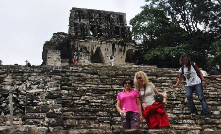 Meksyk. Palnque - miasto Majów wykradzione dżungli