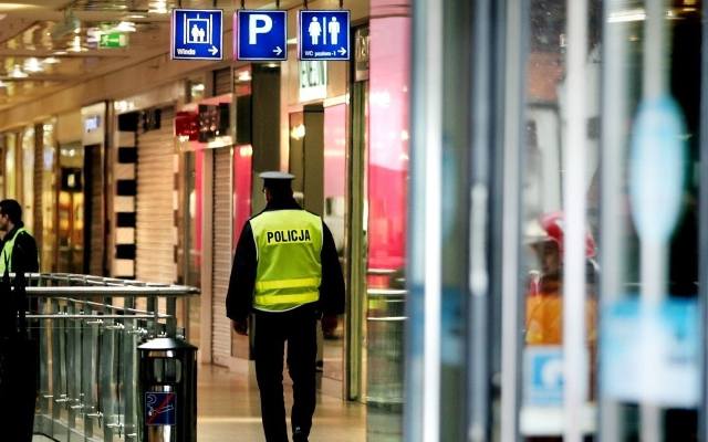 Wrocław: Atak nożownika w Galerii Dominikańskiej. Ofiara nie żyje