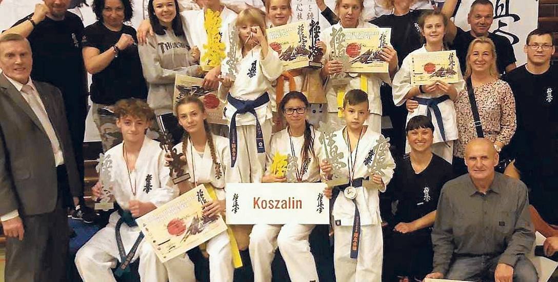 Dzięki wywalczeniu jedenastu medali, zawodnicy Koszalińskiego Klubu Karate Kyokushin uplasowali się w ścisłej czołówce klasyfikacji drużynowej bydgoskich