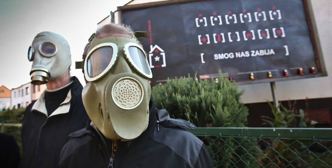 Smog zabija! - pod takim hasłem m.in. we Wrocławiu odbyły się akcje, bo zanieczyszczone powietrze to coraz większy problem.