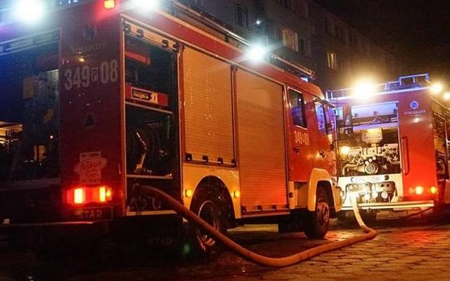 Poznań: Nocny pożar na os. Zwycięstwa - paliły się samochody
