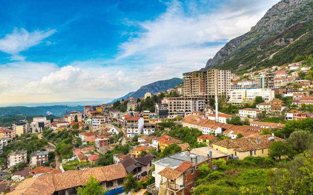 Albania to jeden z hitów wakacji 2024. Oto najlepsze atrakcje i miejsca do odwiedzenia podczas wakacji w tym kraju